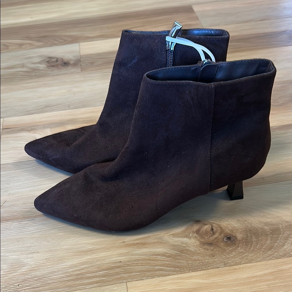 Kenneth Cole Reaction Brown Suede Ankle Booties